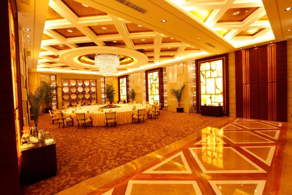 Shan Dong Hotel Jinan Exterior foto